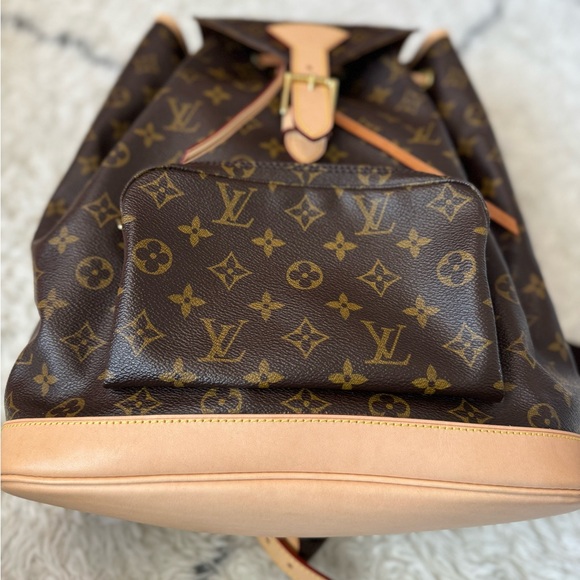 Louis Vuitton Montsouris GM with BRAND NEW VACHETTA - Picture 2 of 15